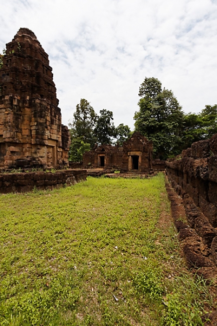 26-Prasat Ta Muen Toch-033